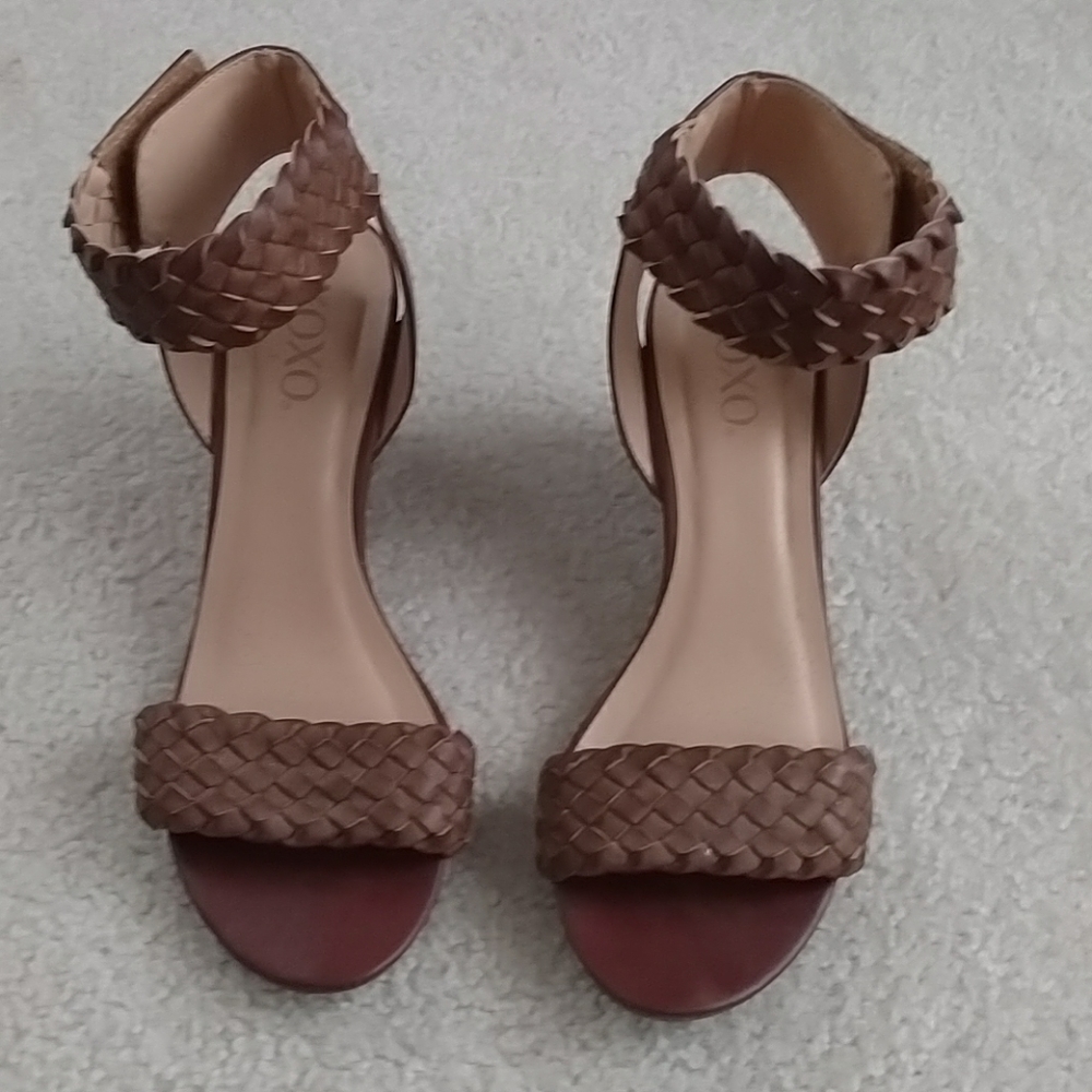 Brown wedge sandal